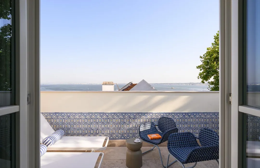 Casagrand Luxury Apartments Lisboa-1